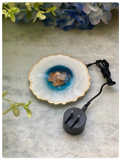 Resin Geode Wireless Charger - LED Qi Charging Pad with Crystal Design and Ambient Light Brodster Market